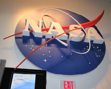 NASA(Houston̎U)